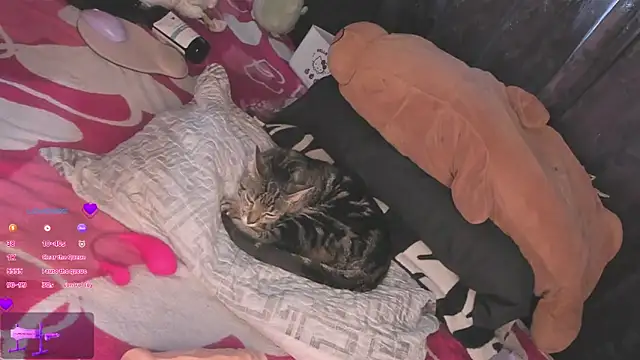 MiaGoth  online show from September 13, 2025, 9:14 pm