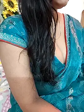 Snapshot of kaamuk_shweta chatting on April 20, 2026, 8:06 am kaamuk shweta online show from April 20, 2026, 8:06 am