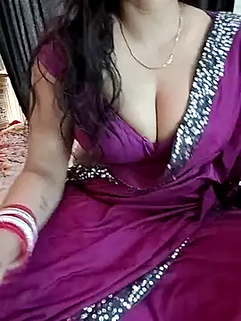 Snapshot of kaamuk_shweta chatting on April 21, 2026, 3:02 am kaamuk shweta online show from April 21, 2026, 3:02 am