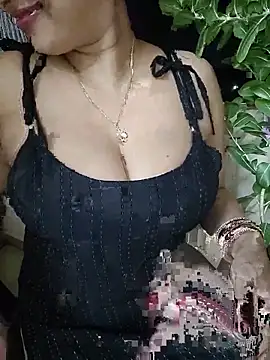 Snapshot of kaamuk_shweta chatting on May 13, 2026, 6:27 pm kaamuk shweta online show from May 13, 2026, 6:27 pm