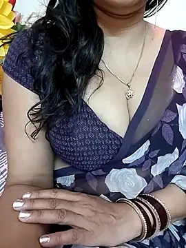 Snapshot of kaamuk_shweta chatting on May 24, 2026, 4:50 am kaamuk shweta online show from May 24, 2026, 4:50 am