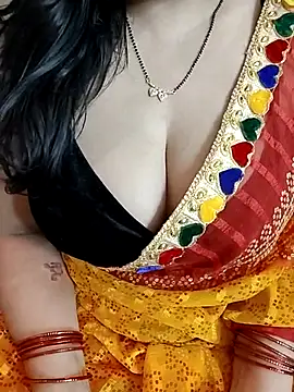 Snapshot of kaamuk_shweta chatting on June 8, 2026, 1:28 am kaamuk shweta online show from June 8, 2026, 1:28 am