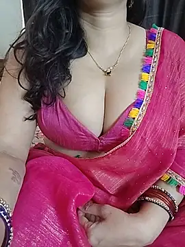 Snapshot of kaamuk_shweta chatting on June 27, 2026, 3:33 am kaamuk shweta online show from June 27, 2026, 3:33 am