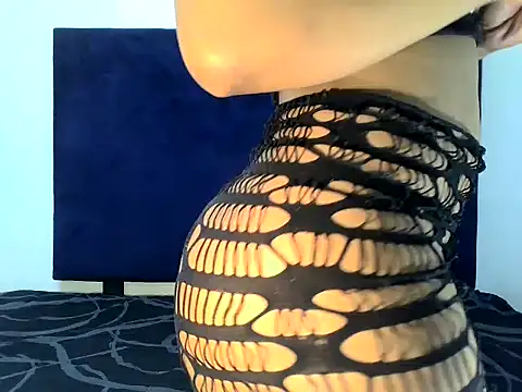 ReginaStar16 online show from September 13, 2025, 8:19 pm