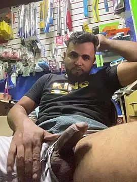 Snapshot of Sheik_z_o chatting on November 8, 2025, 4:18 pm Sheik z o online show from November 8, 2025, 4:18 pm