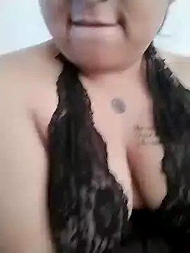 Snapshot of EmpaticBolillo chatting on April 14, 2026, 12:55 pm EmpaticBolillo online show from April 14, 2026, 12:55 pm