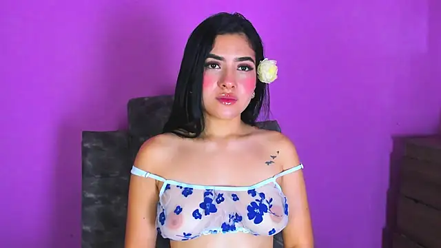 adara johnson   online show from January 30, 2025, 11:44 am