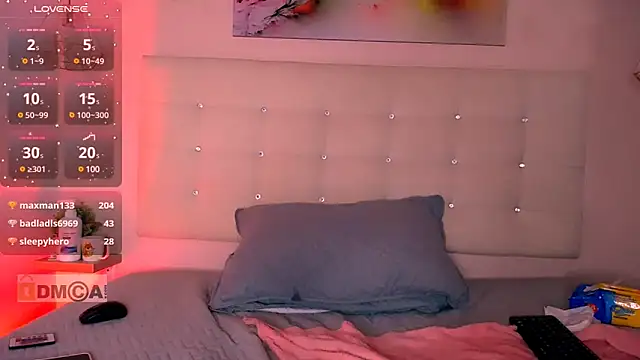 ASHLIE DIXON1 online show from February 1, 2025, 7:26 am