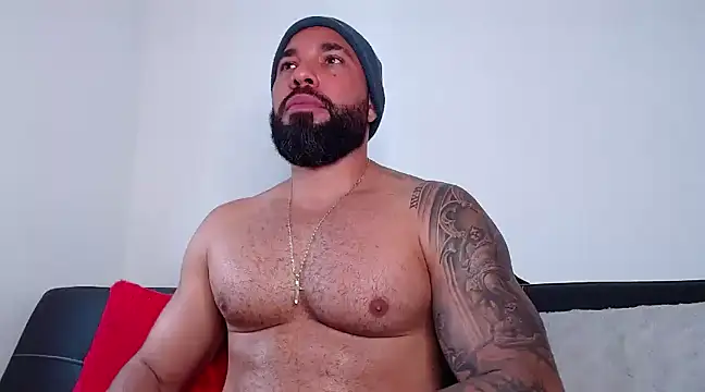 Snapshot of roman_muscle chatting on December 10, 2024, 1:22 pm roman muscle online show from December 10, 2024, 1:22 pm