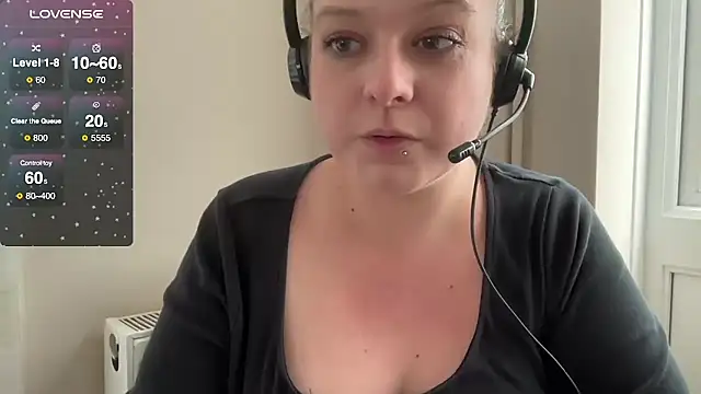 NaughtyWifeUK online show from April 15, 2026, 12:12 pm