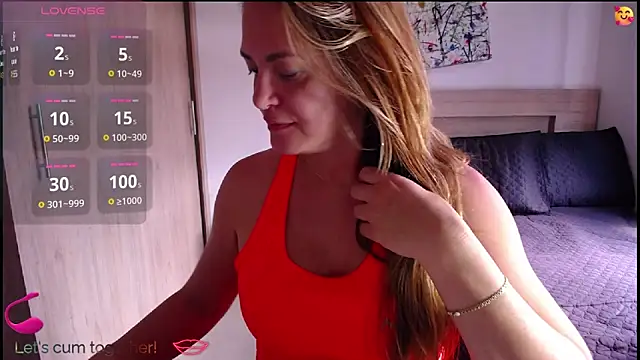 Snapshot of ParisW chatting on October 24, 2025, 4:14 pm ParisW online show from October 24, 2025, 4:14 pm