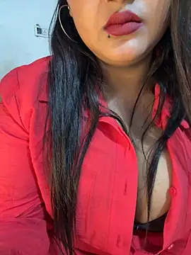 Ayesha mahi online show from October 31, 2025, 11:00 am