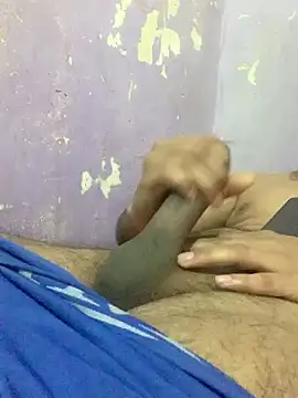 Snapshot of Sexy_king4 chatting on March 10, 2025, 12:59 pm Sexy king4 online show from March 10, 2025, 12:59 pm