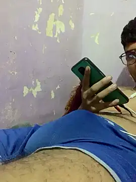 Snapshot of Sexy_king4 chatting on March 12, 2025, 12:57 pm Sexy king4 online show from March 12, 2025, 12:57 pm