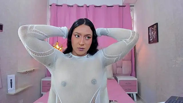 Alison Chan  online show from February 19, 2025, 9:25 pm