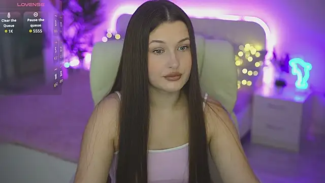 OneLaya online show from September 10, 2025, 7:30 am