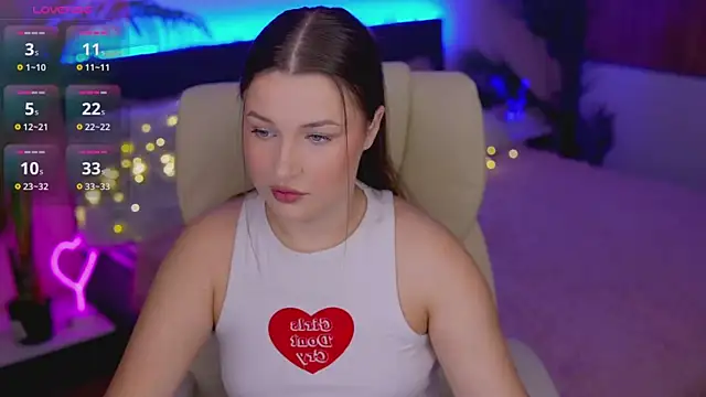 OneLaya online show from November 25, 2025, 3:01 pm