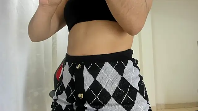 RileySkye online show from December 16, 2024, 3:40 am