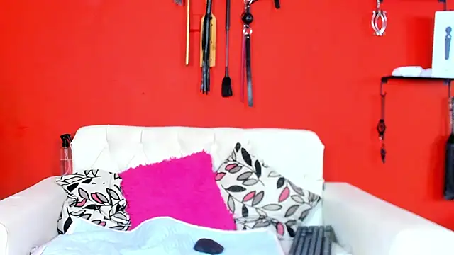 MIA SOPHIA1 online show from December 4, 2024, 8:23 am