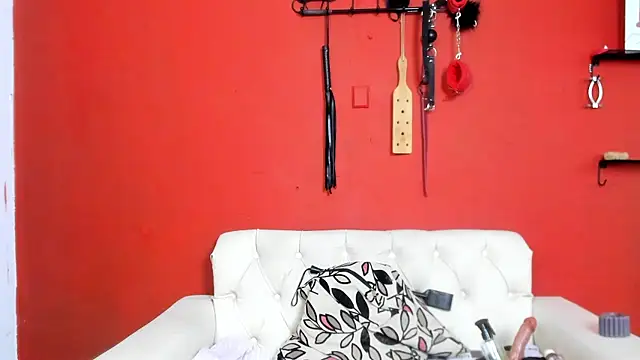 MIA SOPHIA1 online show from February 26, 2025, 5:09 am