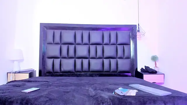 MIA SOPHIA1 online show from September 11, 2025, 5:07 am