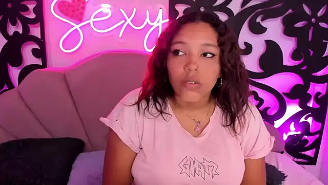 horny babyss online show from February 28, 2025, 1:05 am