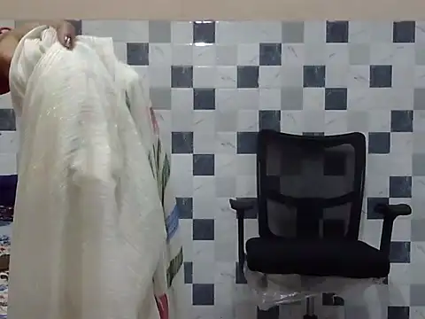 Snapshot of bhabhi_jaan11 chatting on October 25, 2025, 1:40 pm bhabhi jaan11 online show from October 25, 2025, 1:40 pm