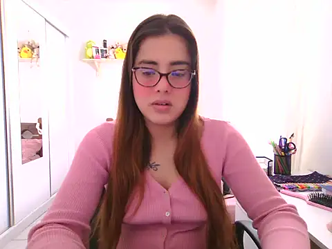 Snapshot of maliamiller chatting on June 15, 2026, 4:31 pm maliamiller online show from June 15, 2026, 4:31 pm