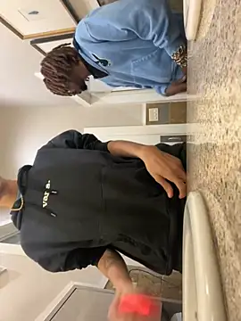 ppahcket online show from December 12, 2024, 1:32 am