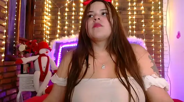 Snapshot of dulcevegga chatting on December 31, 2024, 5:33 am dulcevegga online show from December 31, 2024, 5:33 am