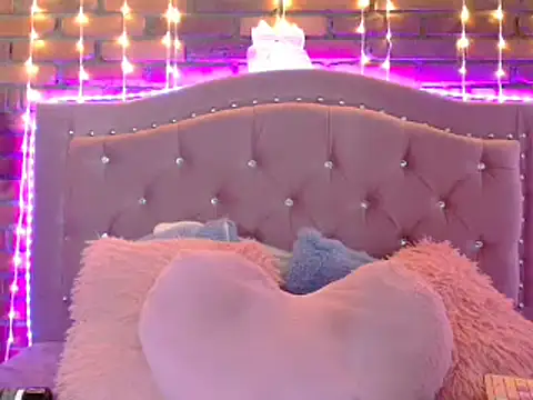 Snapshot of dulcevegga chatting on January 29, 2025, 4:36 am dulcevegga online show from January 29, 2025, 4:36 am