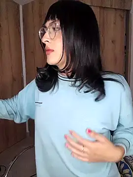 Kiitygirl online show from December 3, 2024, 12:13 am