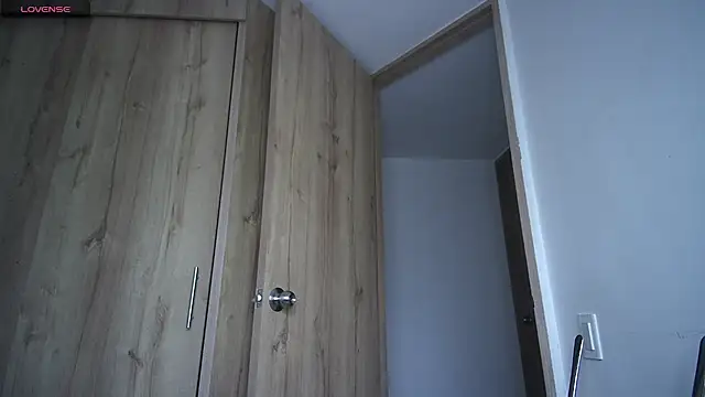 Kiitygirl online show from February 28, 2025, 8:39 pm