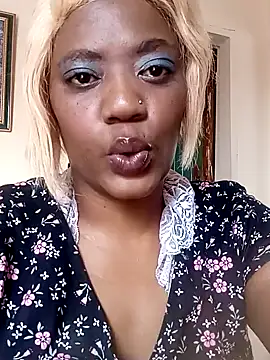 QueenOFthroat online show from December 5, 2024, 11:16 am