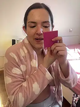 Snapshot of tatianaAlvarez1 chatting on February 4, 2025, 11:16 am tatianaAlvarez1 online show from February 4, 2025, 11:16 am