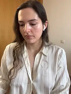 Snapshot of tatianaAlvarez1 chatting on March 18, 2025, 10:03 am tatianaAlvarez1 online show from March 18, 2025, 10:03 am