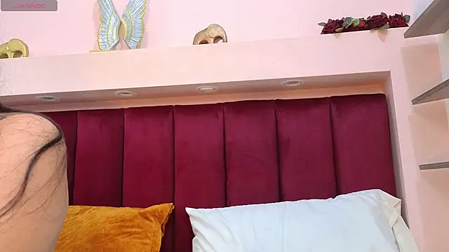 JESSYCORTES online show from January 31, 2025, 2:07 pm