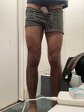 Snapshot of Lucascacaca chatting on December 30, 2024, 10:12 pm Lucascacaca online show from December 30, 2024, 10:12 pm