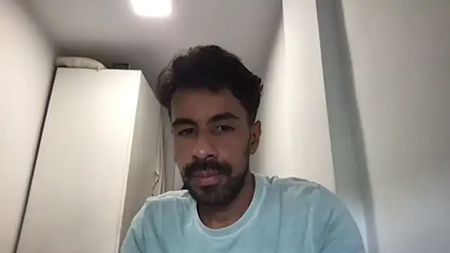 Lucascacaca online show from July 28, 2026, 5:23 pm