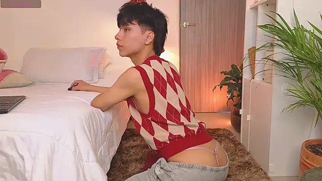 Snapshot of Tommyfoxboy chatting on November 21, 2025, 1:21 pm Tommyfoxboy online show from November 21, 2025, 1:21 pm