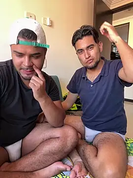 thiagowes online show from November 23, 2025, 3:01 pm