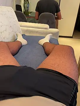 thiagowes online show from February 10, 2026, 3:21 am