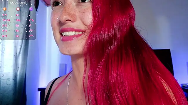 luccycollins  online show from July 15, 2026, 5:51 pm