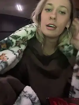 Snapshot of M1ssyk1ssy chatting on December 30, 2024, 12:11 am M1ssyk1ssy online show from December 30, 2024, 12:11 am