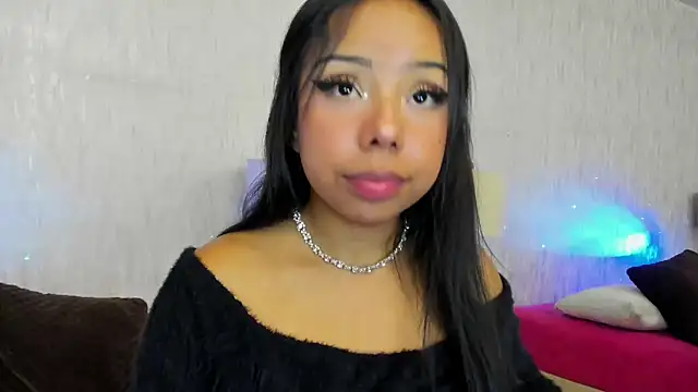 DafneMillers online show from December 30, 2024, 1:37 am