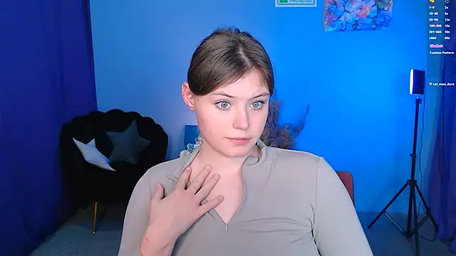 nikole kitt online show from January 14, 2025, 5:08 am