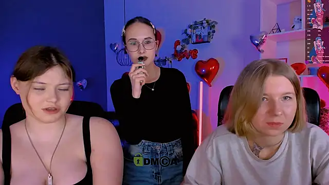 nikole kitt online show from February 24, 2026, 7:56 pm