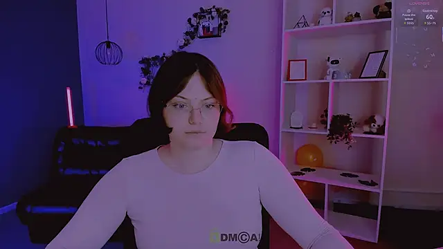 nikole kitt online show from April 13, 2026, 6:57 pm