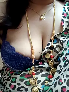 Snapshot of gaurika18 chatting on February 22, 2025, 6:08 pm gaurika18 online show from February 22, 2025, 6:08 pm