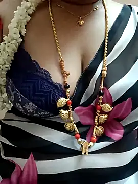 Snapshot of gaurika18 chatting on February 24, 2025, 2:48 pm gaurika18 online show from February 24, 2025, 2:48 pm